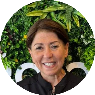 Dr Esther Levy